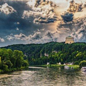 07.-10.09.25 Nationalpark Altmühltal & Regensburg im Wellnesshotel The Monarch Bad Gögging